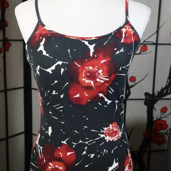 Express Black and Red Abstract Floral Design Sexy Basic Bra Cami, Size Medium - Picture 1 of 2